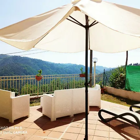 Antica Casa In Collina Con Vasta Terrazza E Panorama Sul Mare